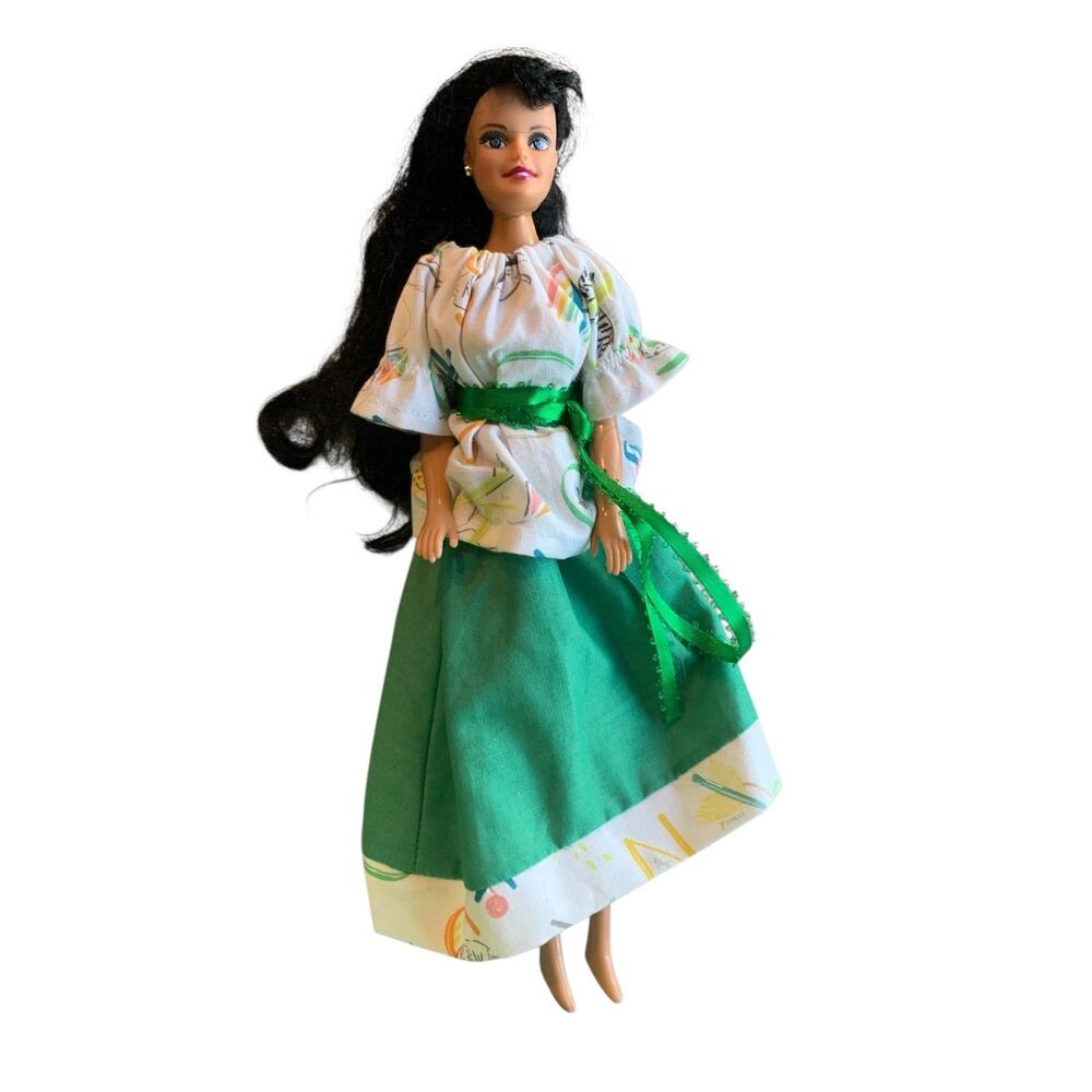 Vintage Ana Star doll, brunette princess, Barbie clone D16